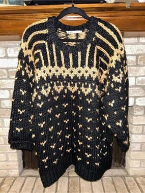 Zara Black and Beige Chunky Knit Sweater EUC